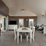 Oliveto With Pool Villa