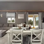 Villa Oliveto With Pool *