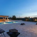 Oliveto With Pool Villa *