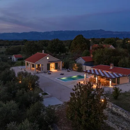 Oliveto With Pool * Donji Kasic