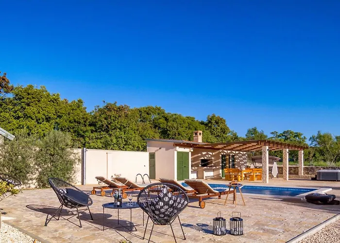 Oliveto With Pool Вилла *