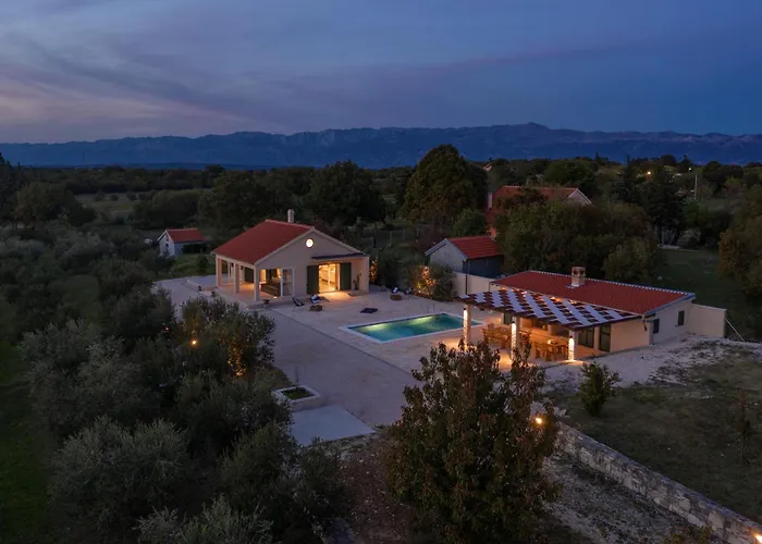 Oliveto With Pool * Donji Kasic