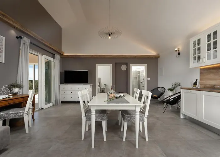 Oliveto With Pool Villa